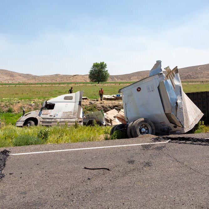 What To Do In Case Of A Commercial Truck Accident